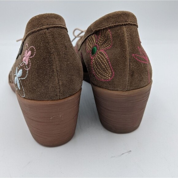 Camper "Twins" Brown Suede Embroidered Closed Toe Wedges - Picture 8 of 13